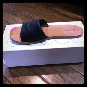 Boden Pony Slide Sandal Navy Size 40 US 9